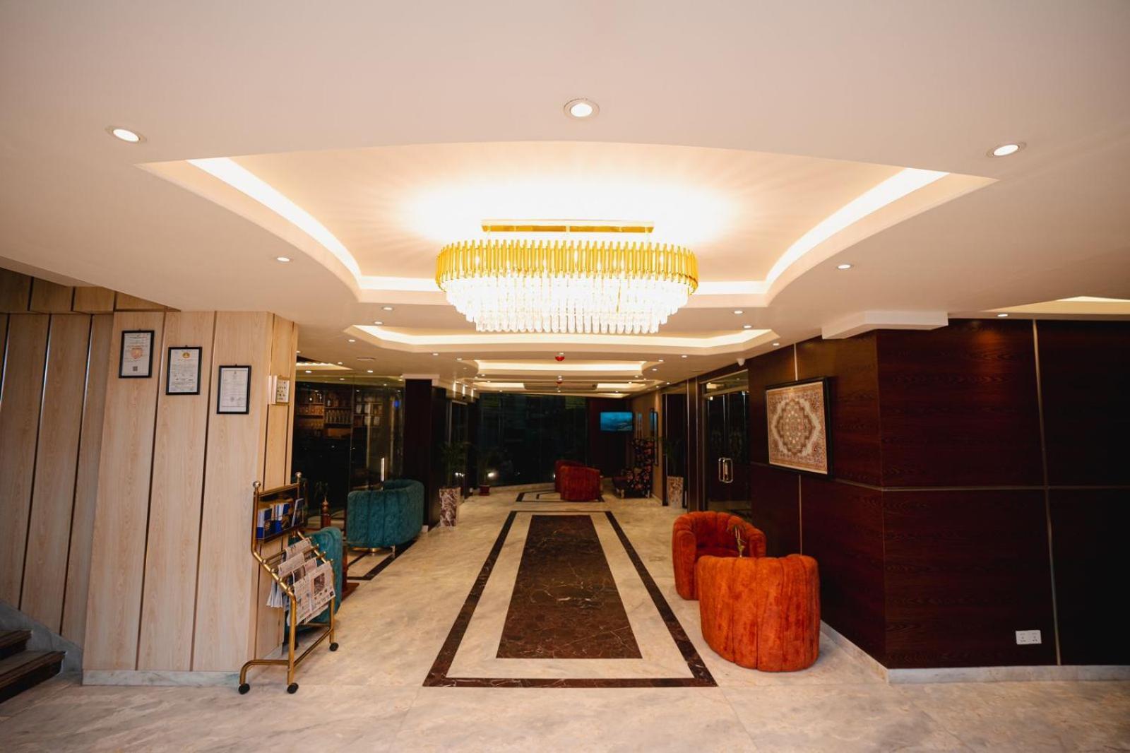 Royal Raj Hotel Rajshahi Exterior foto